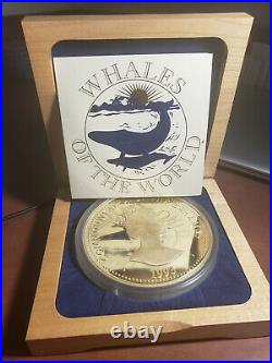 1993 WHALES OF THE WORLD. 999 FINE SILVER KILO COIN BAHAMAS With BOX AND COA $100