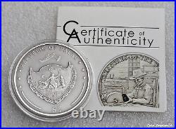 2010 Palau $5 Treasures of the World Sapphire 25 grams silver coin