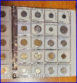 Album De 200 Monedas Del mundo. 200 World Coins