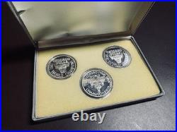 VINTAGE Chicago Bulls Trio'91-'93 NBA World Champions One Troy Oz Silver Coins VINTAGE Chicago Bulls Trio'91-'93 NBA World Champions One Troy Oz Silver Coins