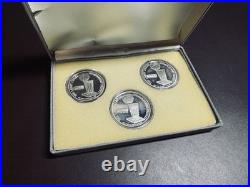 VINTAGE Chicago Bulls Trio'91-'93 NBA World Champions One Troy Oz Silver Coins VINTAGE Chicago Bulls Trio'91-'93 NBA World Champions One Troy Oz Silver Coins